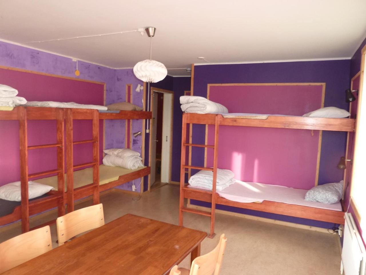 Abisko Net Hostel & Huskies Экстерьер фото