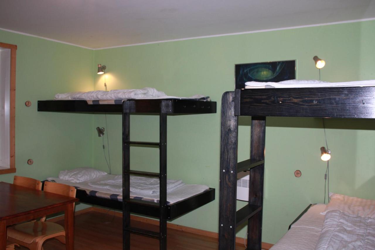 Abisko Net Hostel & Huskies Экстерьер фото