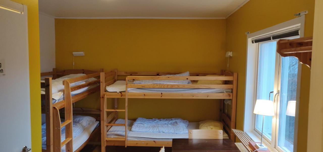 Abisko Net Hostel & Huskies Экстерьер фото